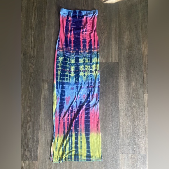 Heart & Hips Colorful Tie Dye Strapless Bodycon Maxi Dress - Picture 1 of 4